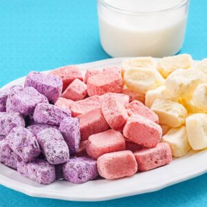 MIXED YOGURT ICECREAM
(مشكل آيسكريم صحّي مقرقش)